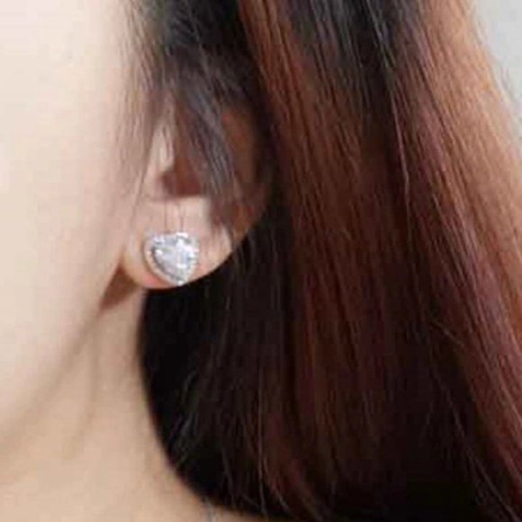 NEW 925 Sterling Silver Diamond Heart Halo Stud Earrings - Picture 2 of 4